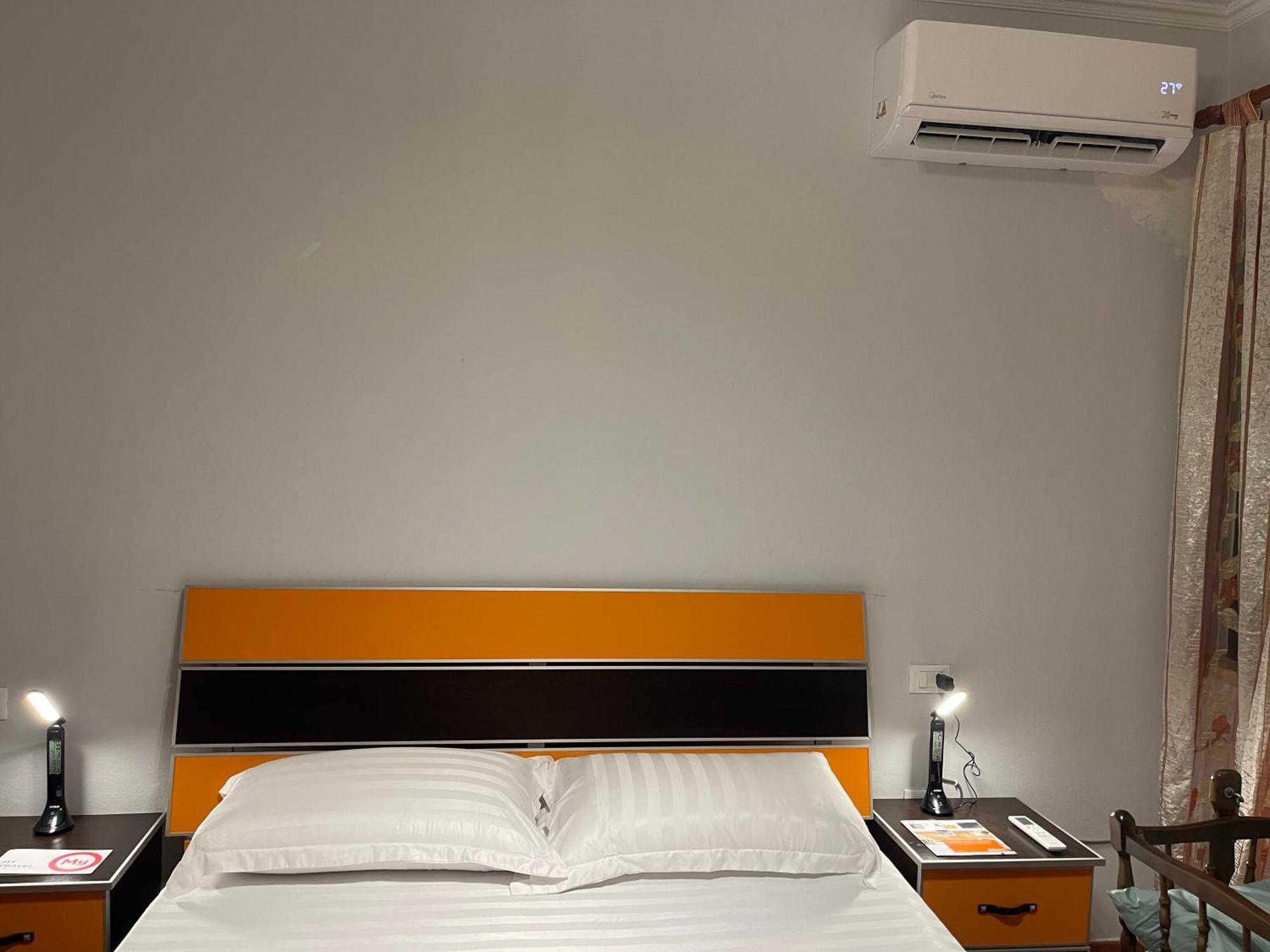 City Center Apartment Galeria Tirana Eksteriør billede